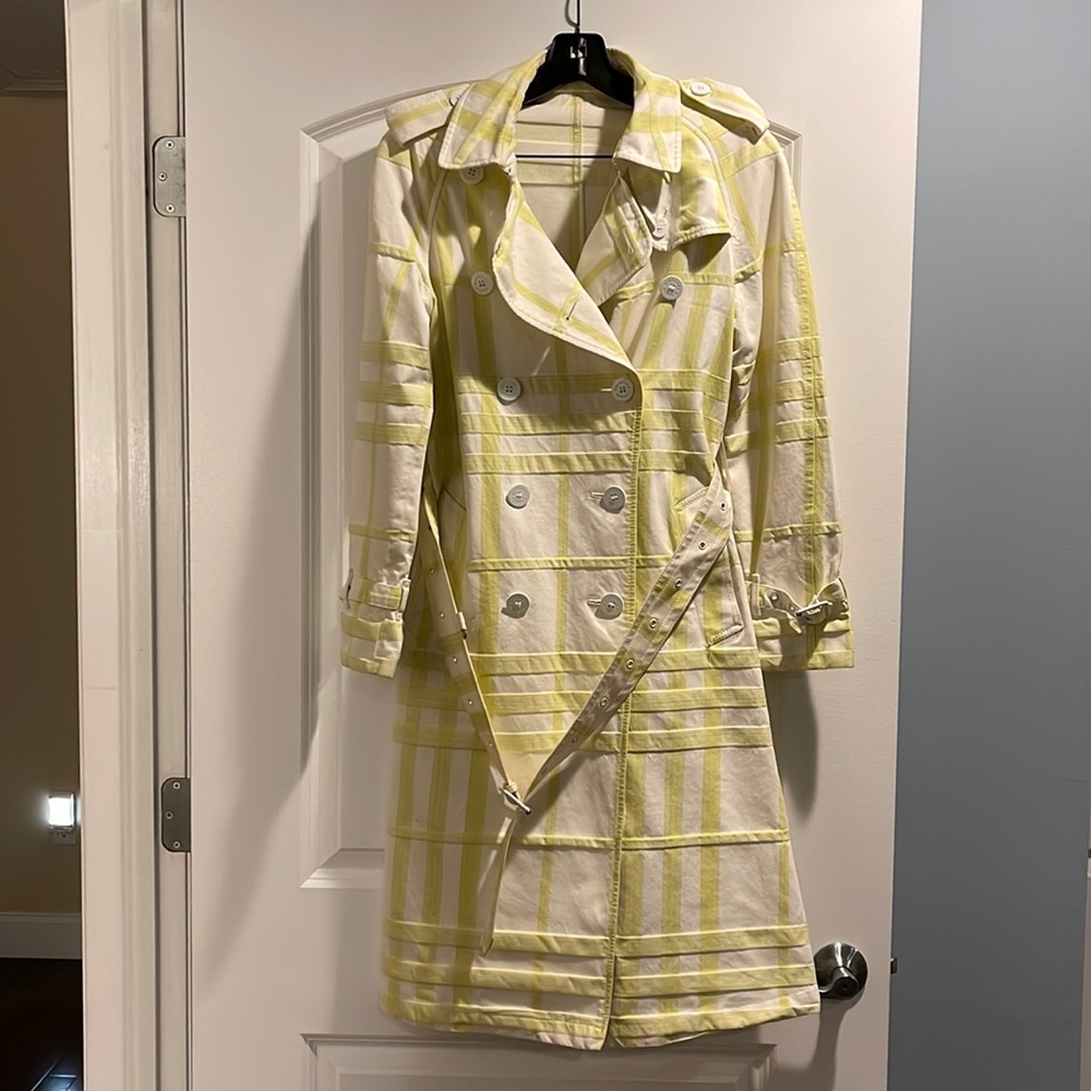 Burberry Trench Coat UK Size 8 (US Size 6)